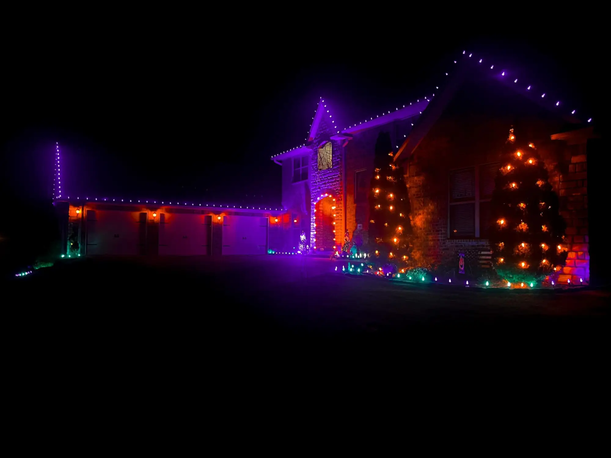 Walter Christmas Lighting Halloween lights on home
